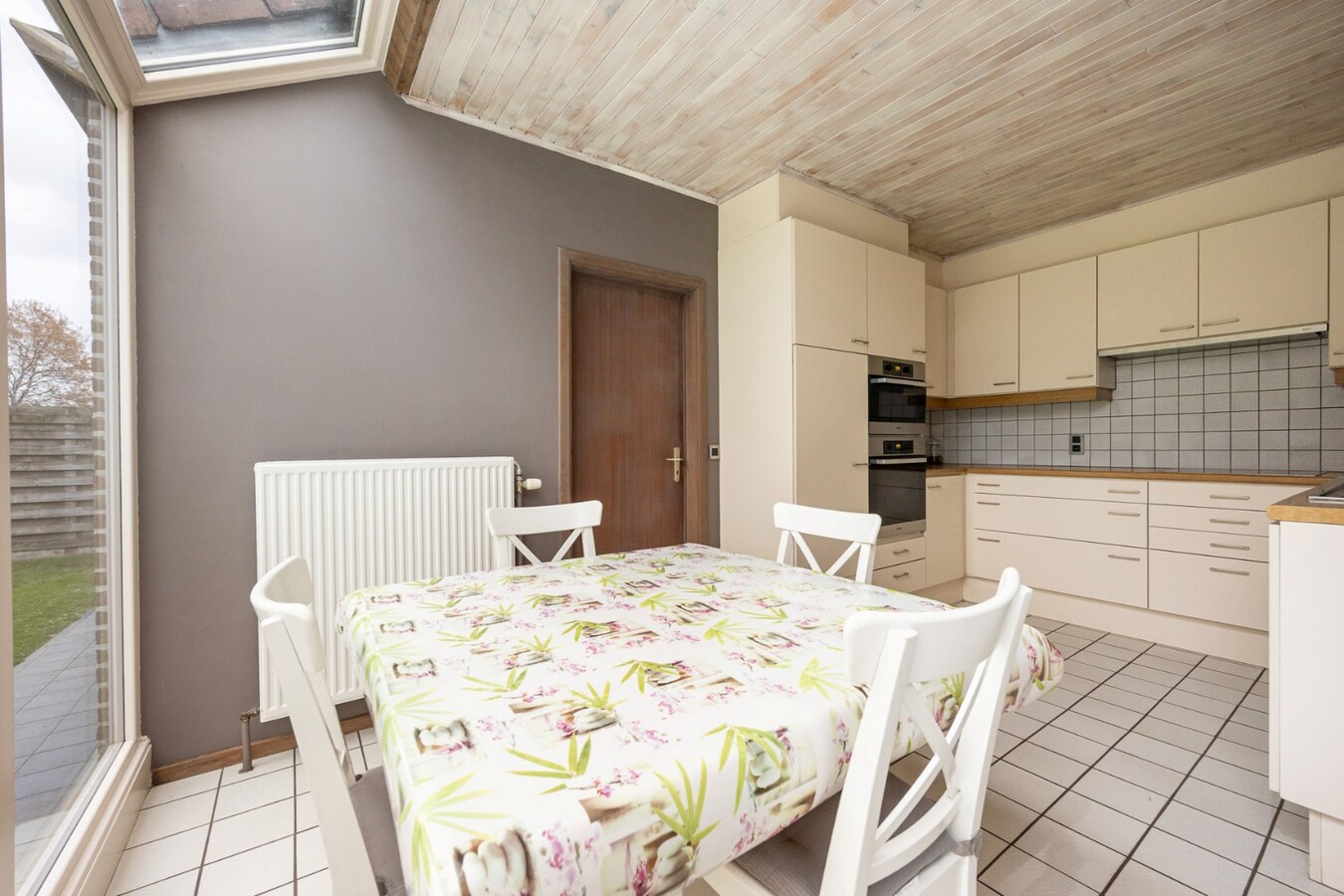 Gezellige gezinswoning met 3 slaapkamers en prachtig groen uitzicht 