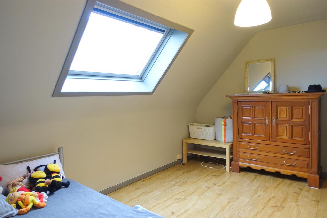 Gezellige rijwoning met garage vlakbij centrum 