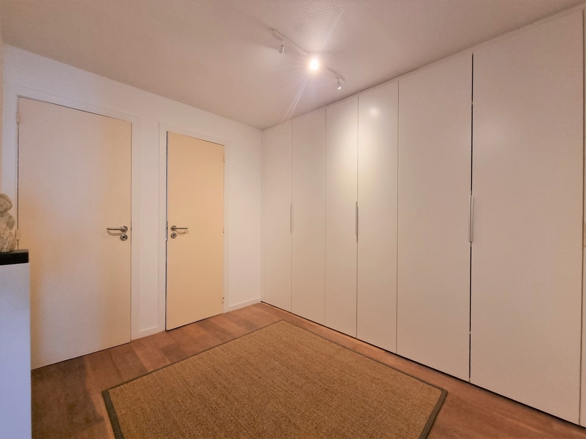 Designappartement met terras op de Zeedijk - Blankenberge 