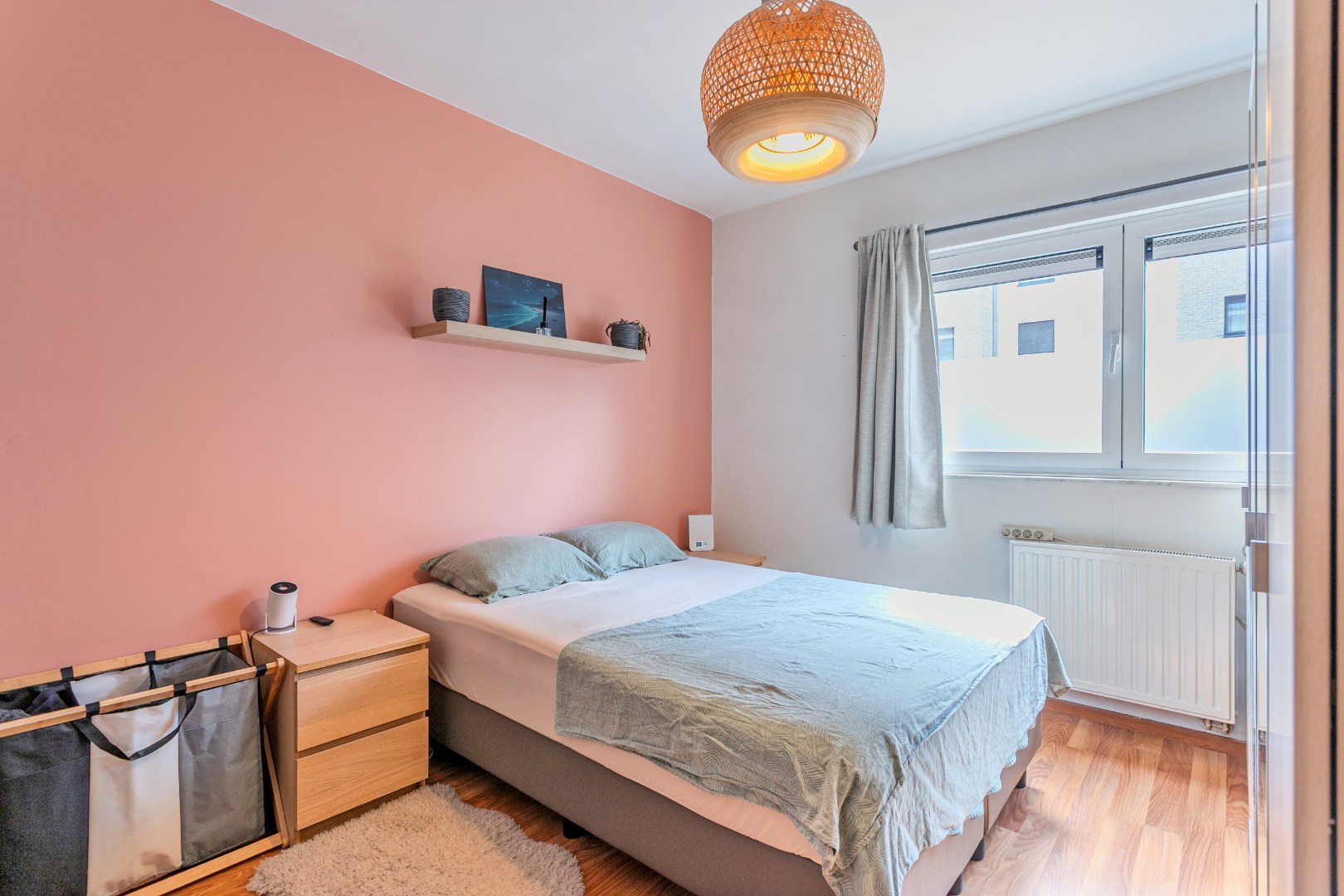 Energiezuinig glv-appartement (70m²) met tuin, berging en autostpl. te Halle 