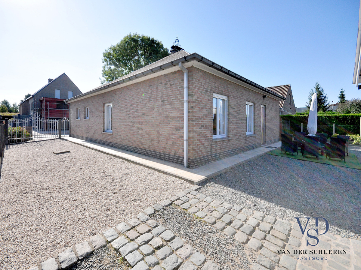 Uitstekend gelegen bungalow met 3 slaapkamers ! 