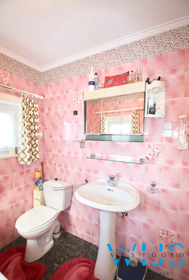 Toffe ruime gezinswoning vlakbij centrum EVERGEM! 