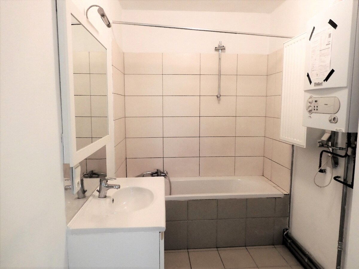 Aangenaam éénslaapkamerappartement met terras en privatieve garagebox 