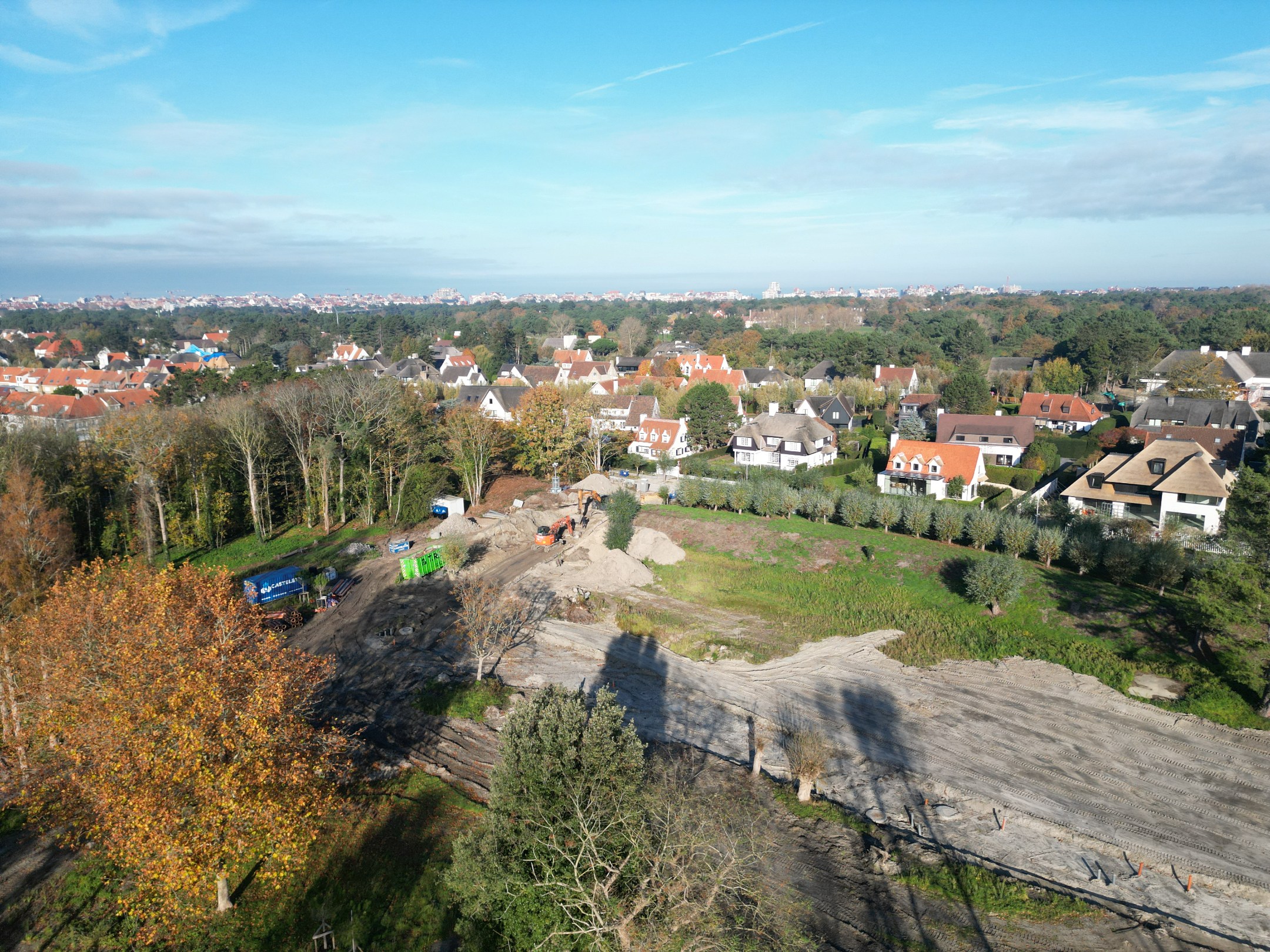 Occasion exceptionnelle de construire dans une communauté fermée verte et exclusive aux abords du Zoute. 