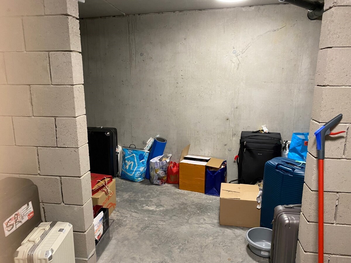 Half Open Nieuwbouw. Op 750 m van Gent-St-Pieters én aan tramhalte. 