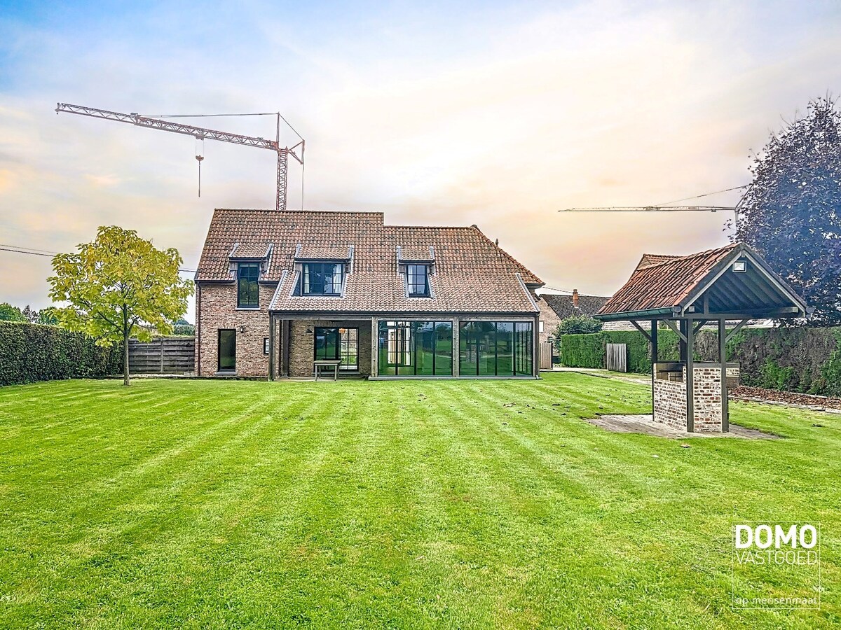 Prachtige gerenoveerde Hoeve met knap groen uitzicht in Herk-de-Stad 