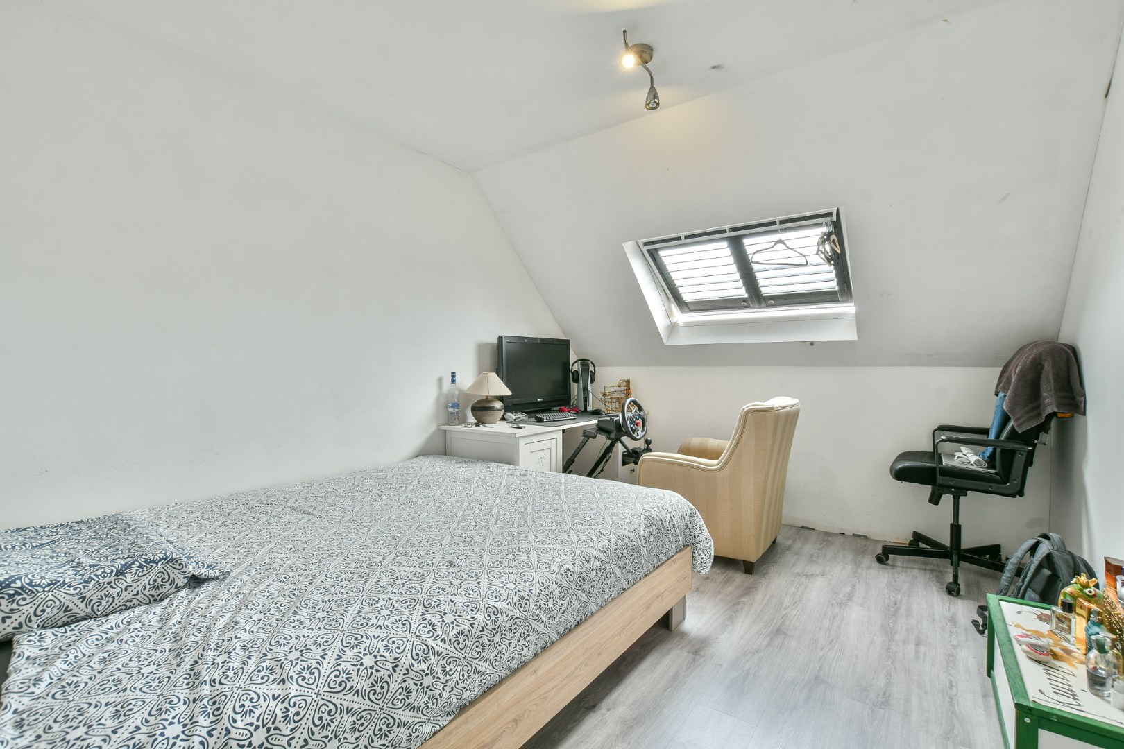 Moderne en energiezuinige halfopen bebouwing (2020) met 4 slaapkamers in Vosseslag, De Haan 