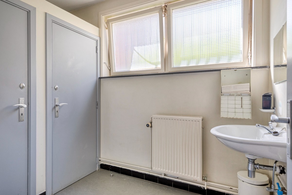 Multifunctioneel gebouw in het centrum van Merchtem. 