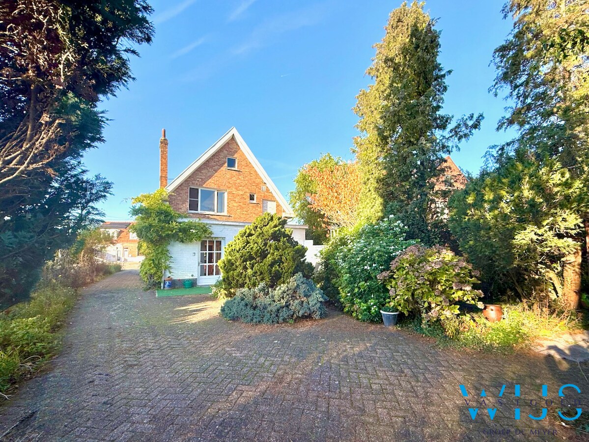 Charmante OPEN bebouwing op TOPlocatie in Kluizen ! 