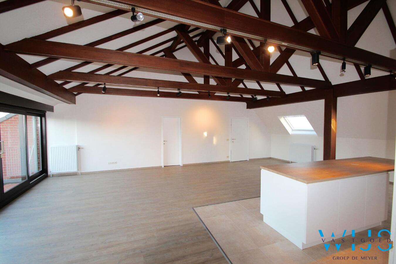 Uniek dakappartement CENTRUM EVERGEM 