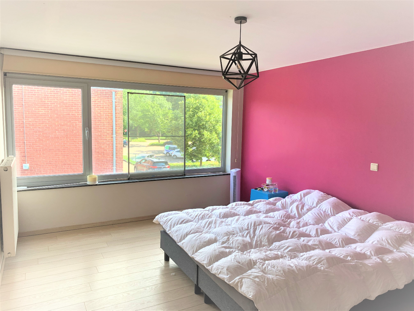 Halfopen woning met 3 slaapkamers &amp; zuidgerichte tuin 