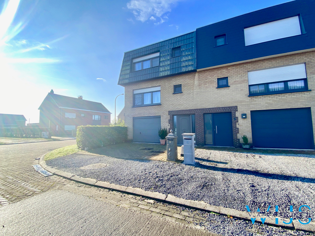 Bel-étage in HALFOPEN bebouwing op zonnig perceel te ERTVELDE! 