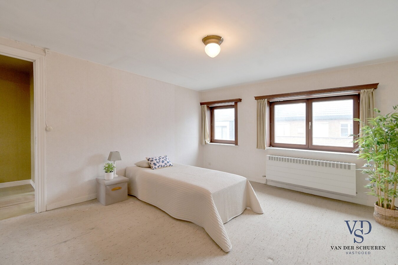 Bijzonder ruime gezinswoning. 