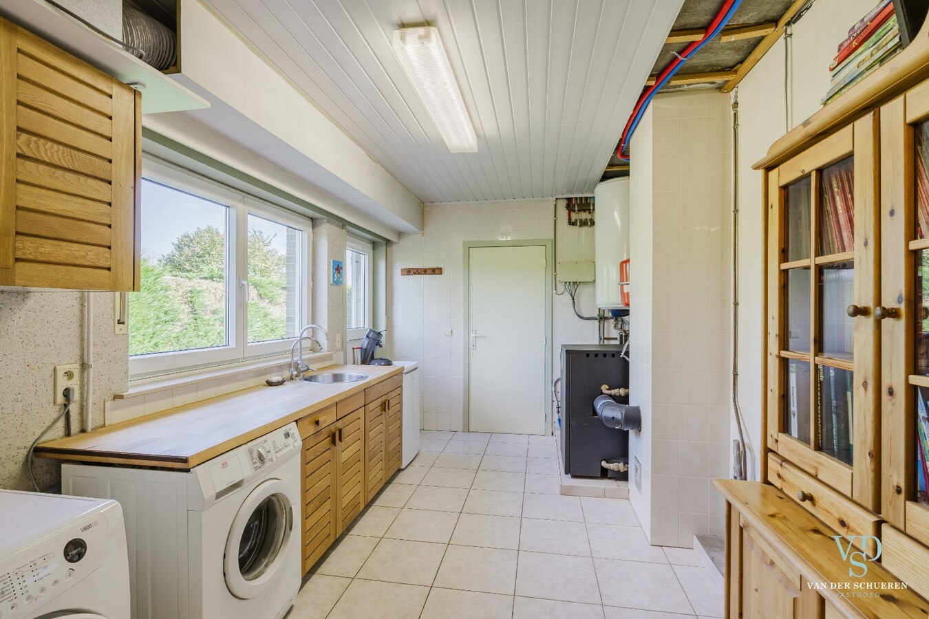 Bijzonder ruime (446m²), tijdloze villa 