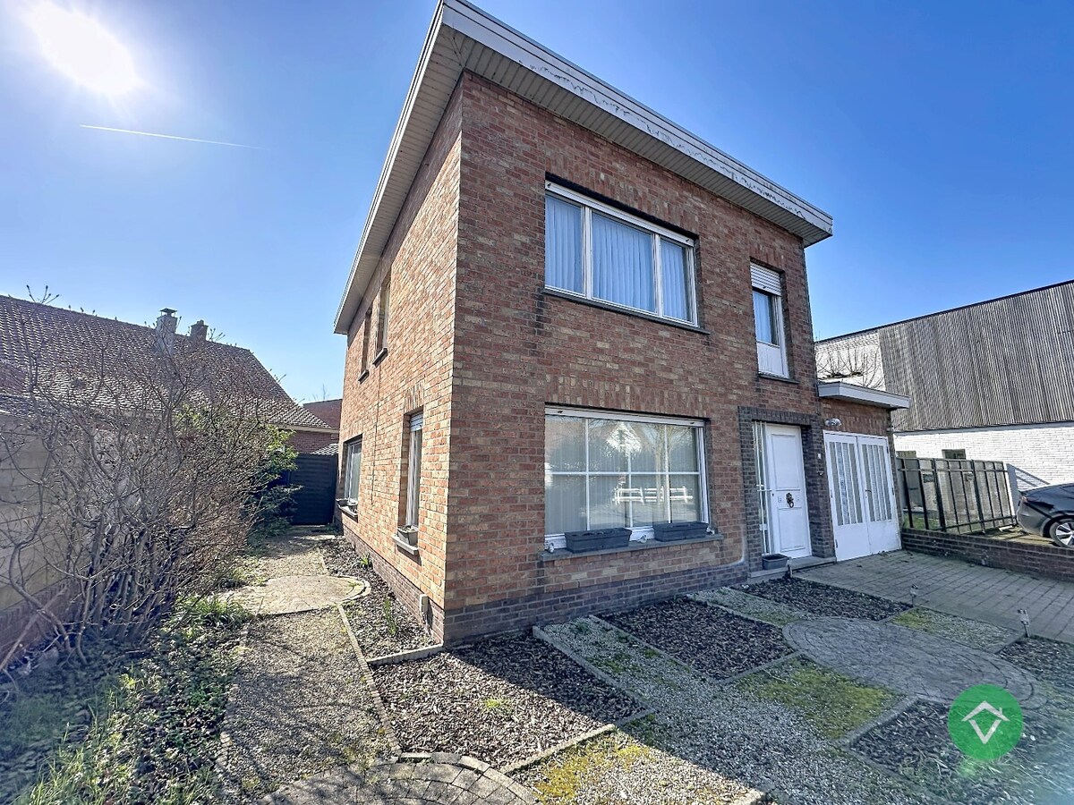 Alleenstaande woning te Jabbeke. 