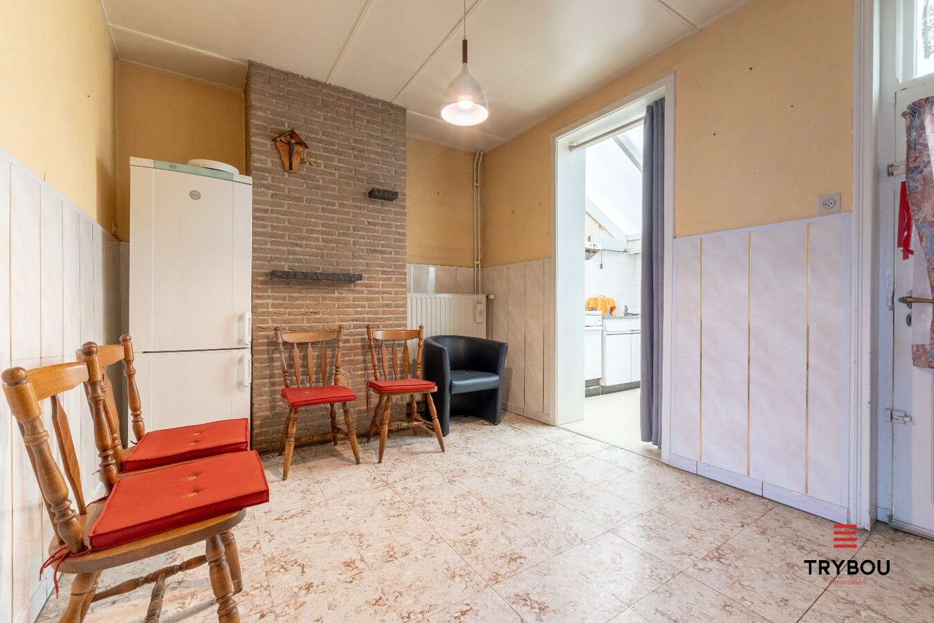 Te koop ; groot perceel, 1126 vierkante meter, met woning te Houthulst 