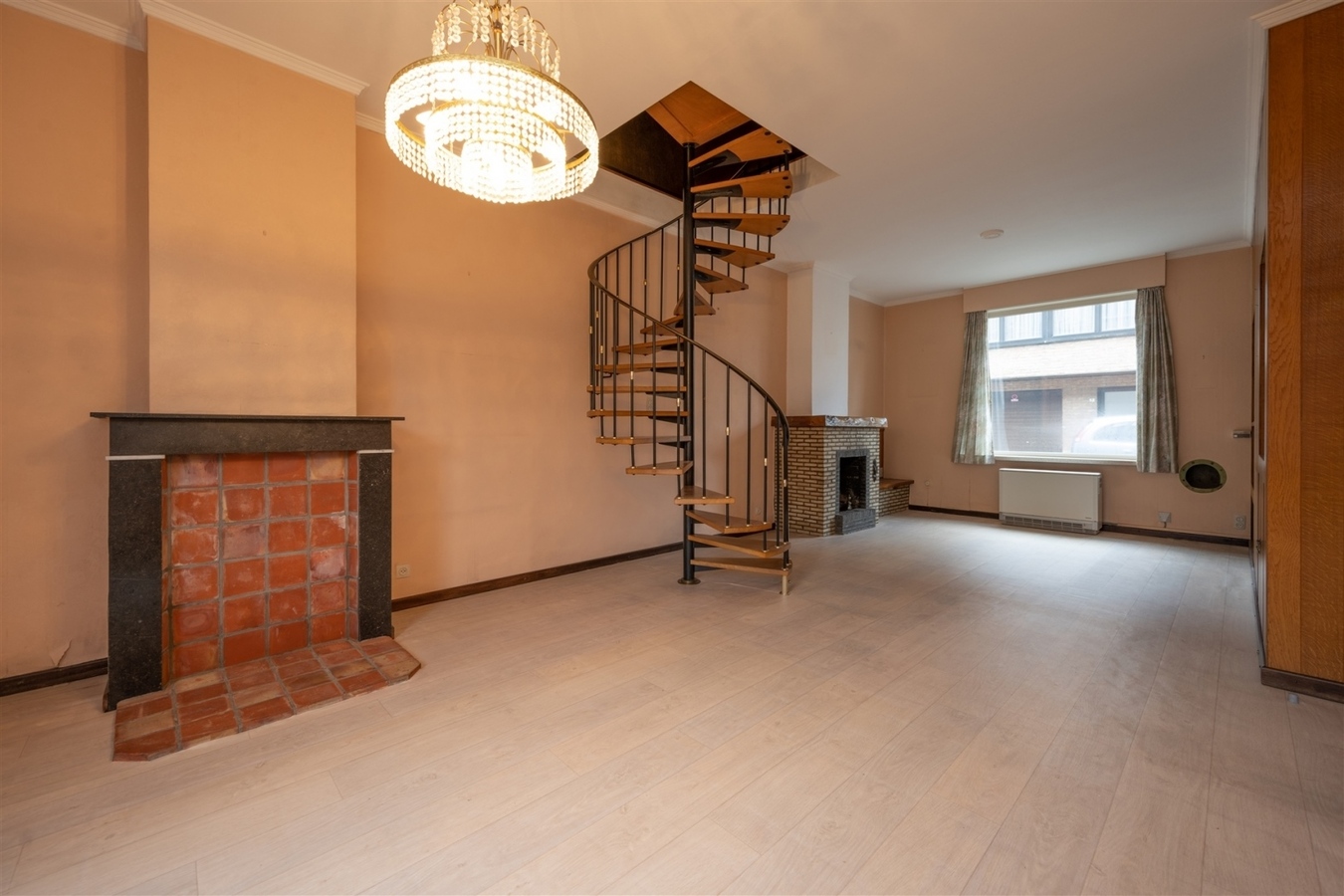 Te renoveren gezinswoning vlakbij het strand - Heist 