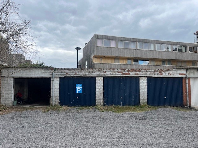 4 garageboxen nabij de Zuid en Sint - Annaplein 