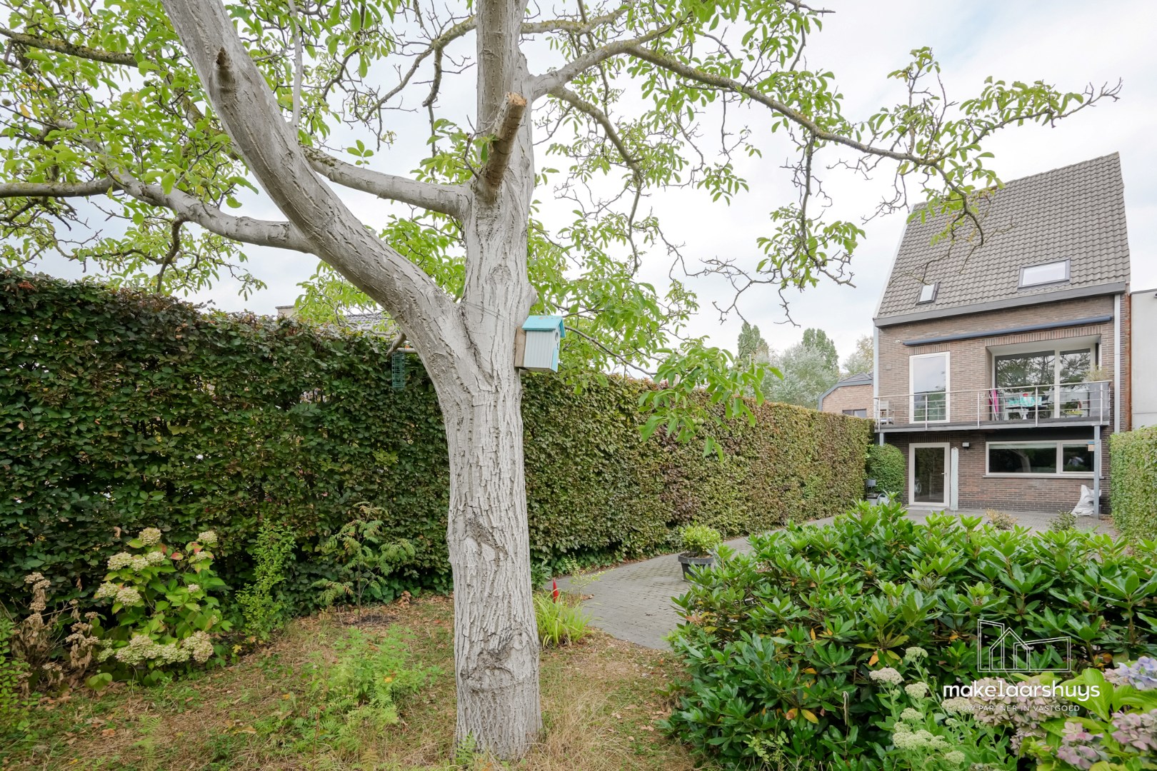Goed onderhouden bel-etage met lift (regio Planet Group Arena) 