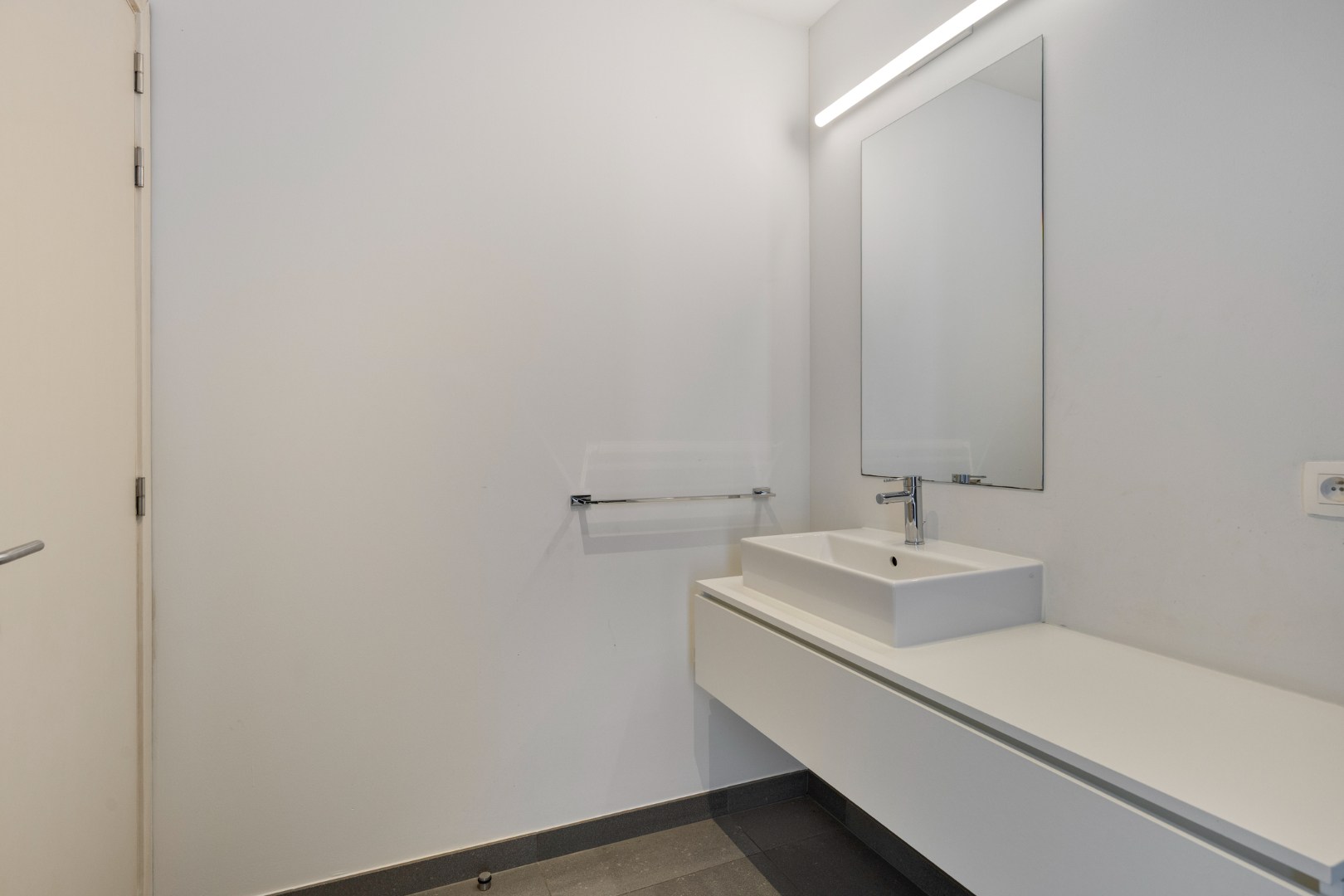 Instapklaar appartement met ruim terras en 2 slaapkamers - EPC A 