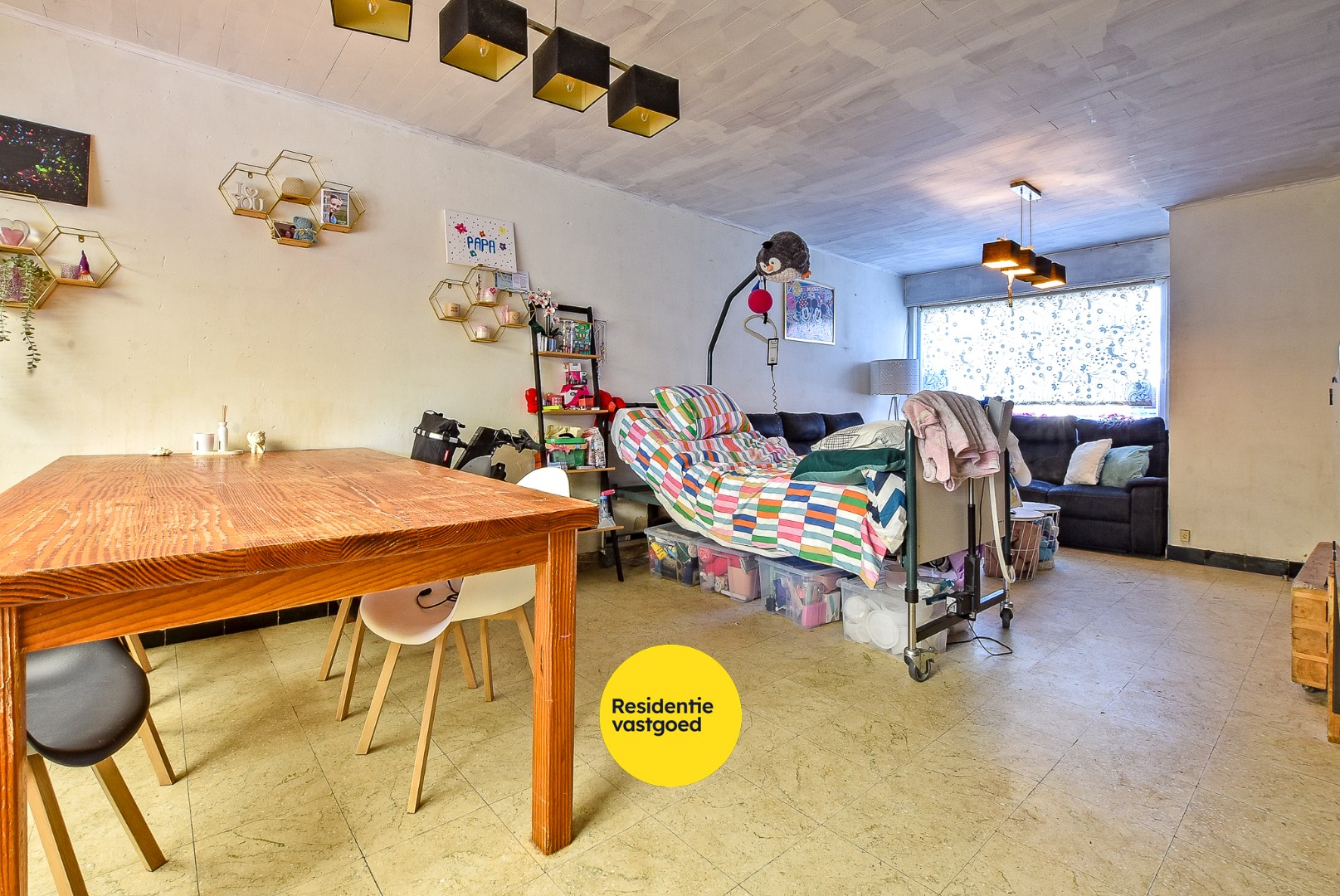 Woning met 4 slaapkamers en garage in centrum Diksmuide! 