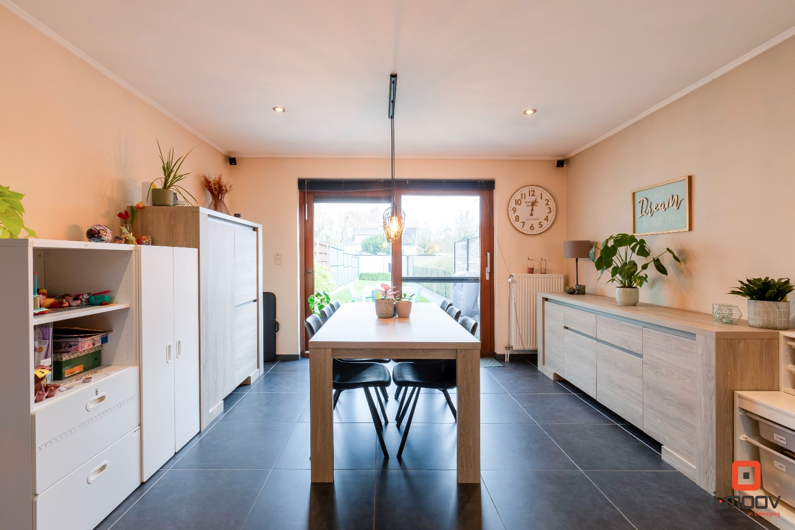 Prachtige gezinswoning met tuin in hartje Sint-Denijs-Westrem 