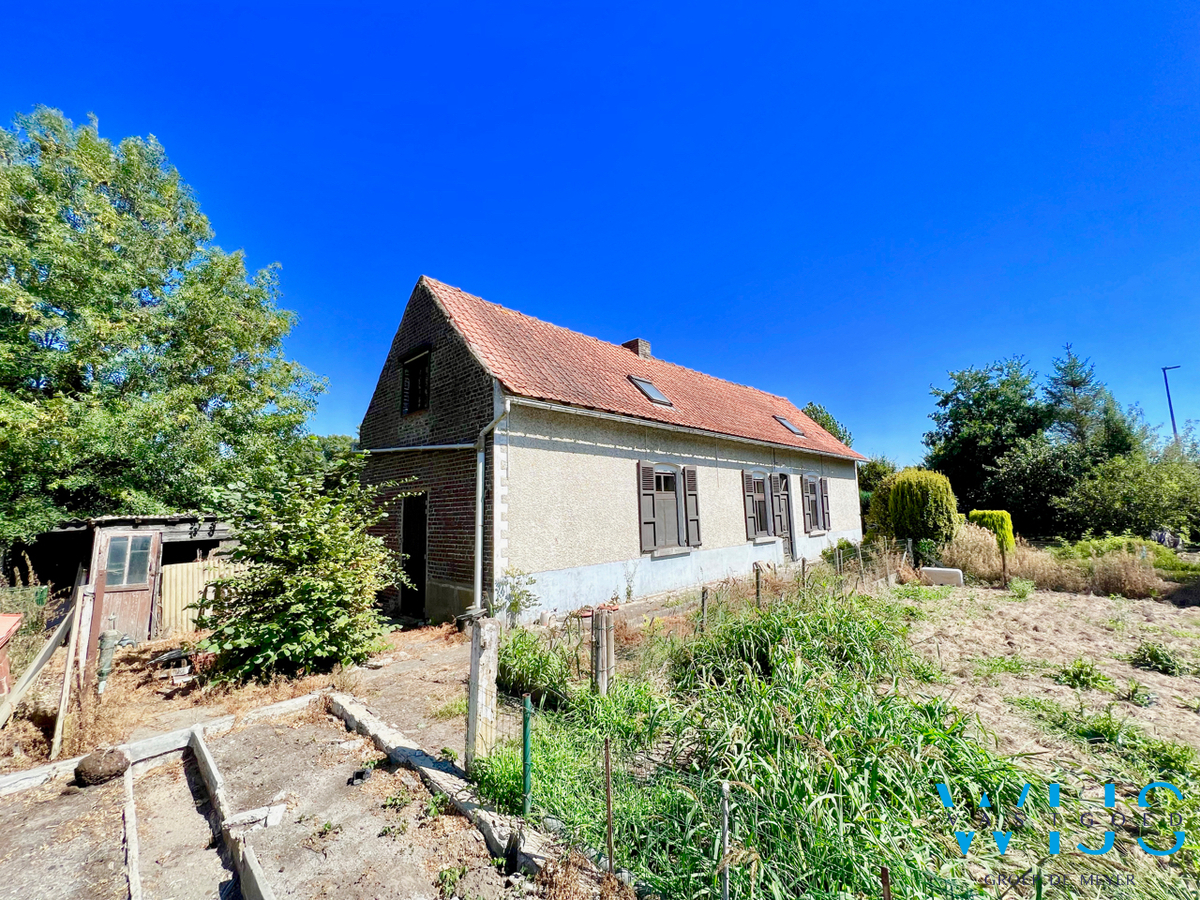 Fantastisch gelegen woonhuis op 1430m² te Lievegem ! 