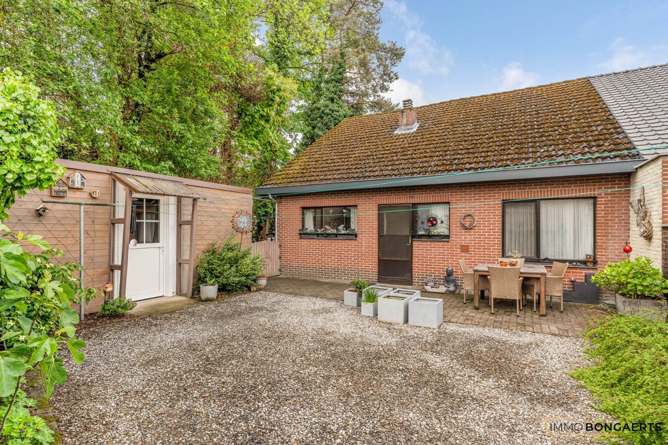 Halfopen woning met 3 slaapkamers 