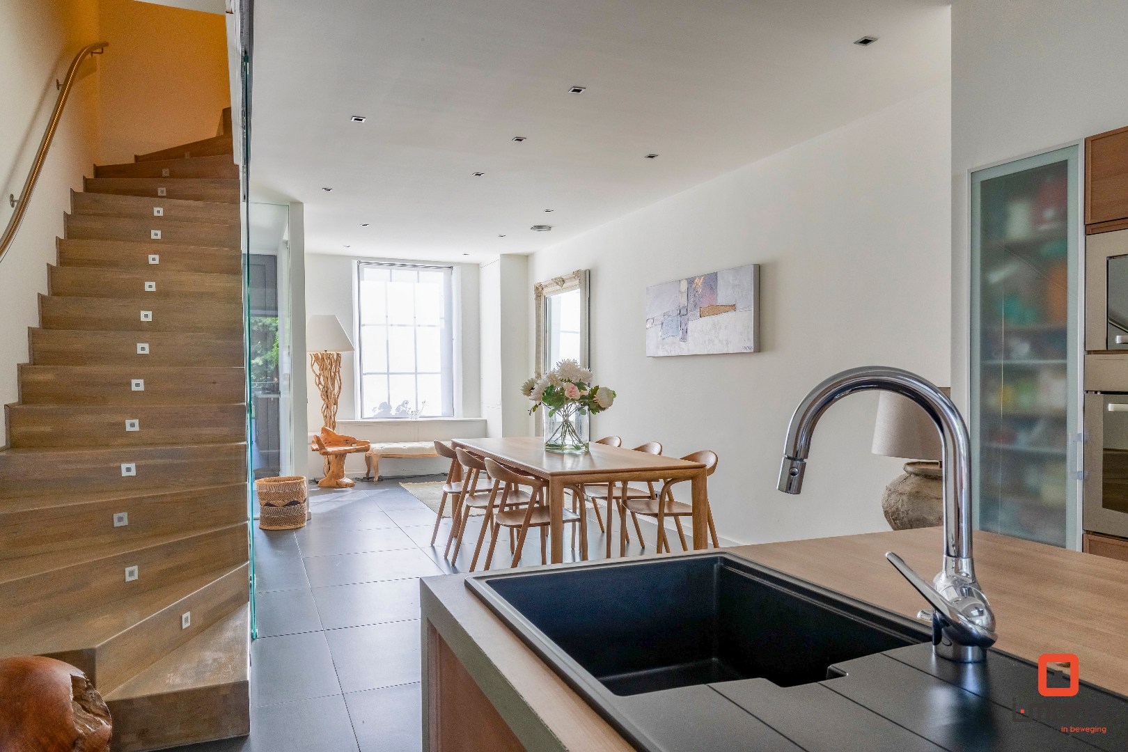 Architecturale woning met 3 slaapkamers te Zwijnaarde 
