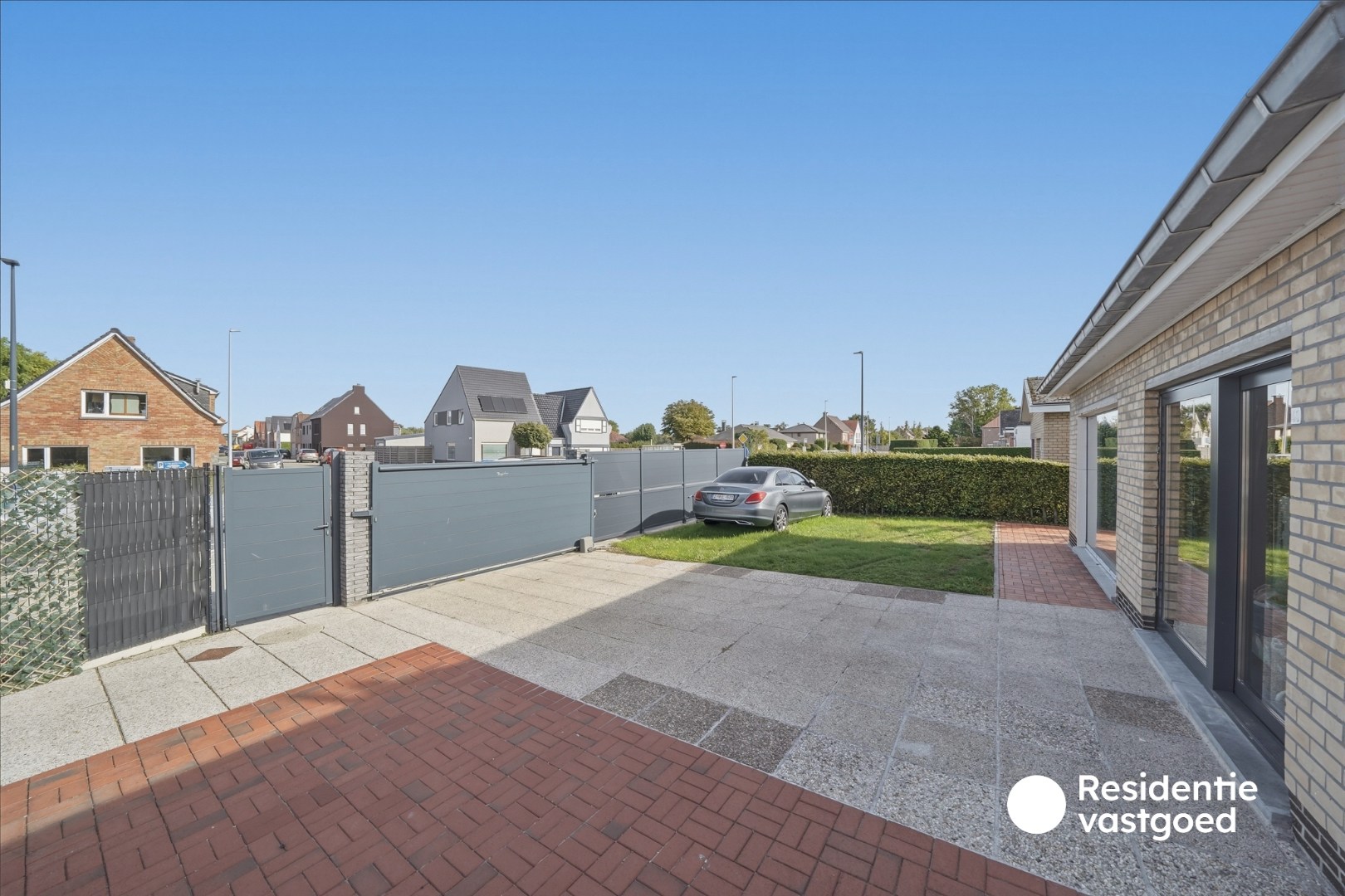 Bungalow met zongerichte tuin en 3 slaapkamers 