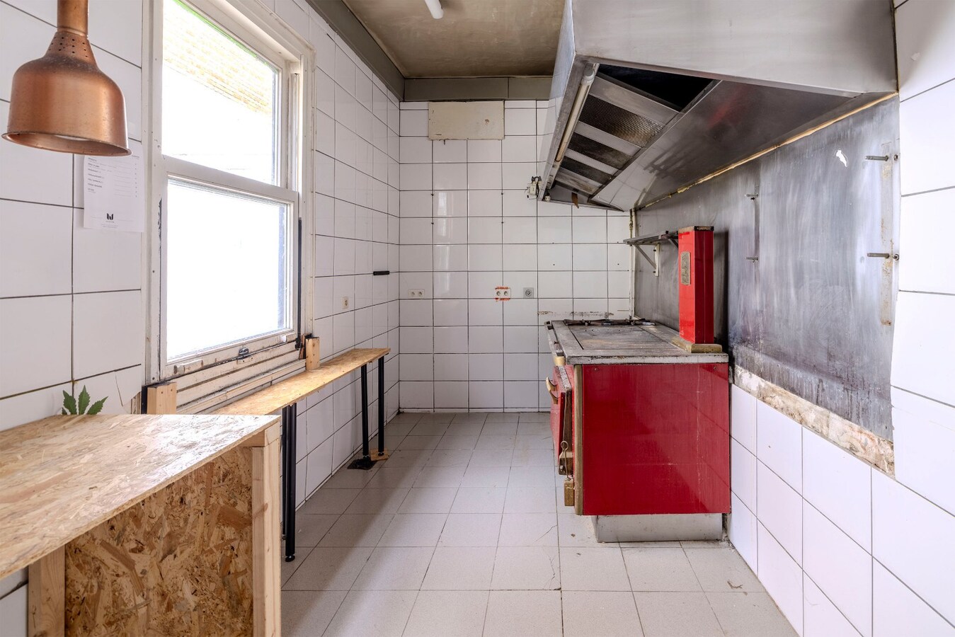 Multifunctioneel pand - GLV en 2 bovenverdiepingen 