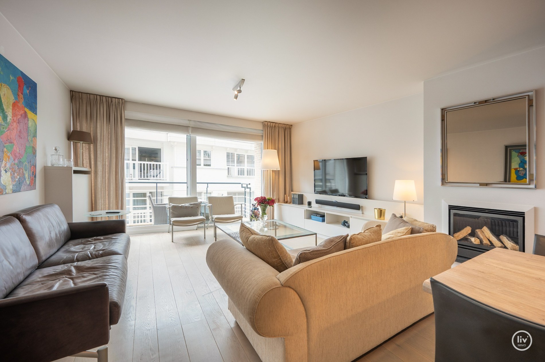 Aangenaam, ruim (101m2) appartement met 2 slaapkamers gelegen in het mussenpad te Knokke. 