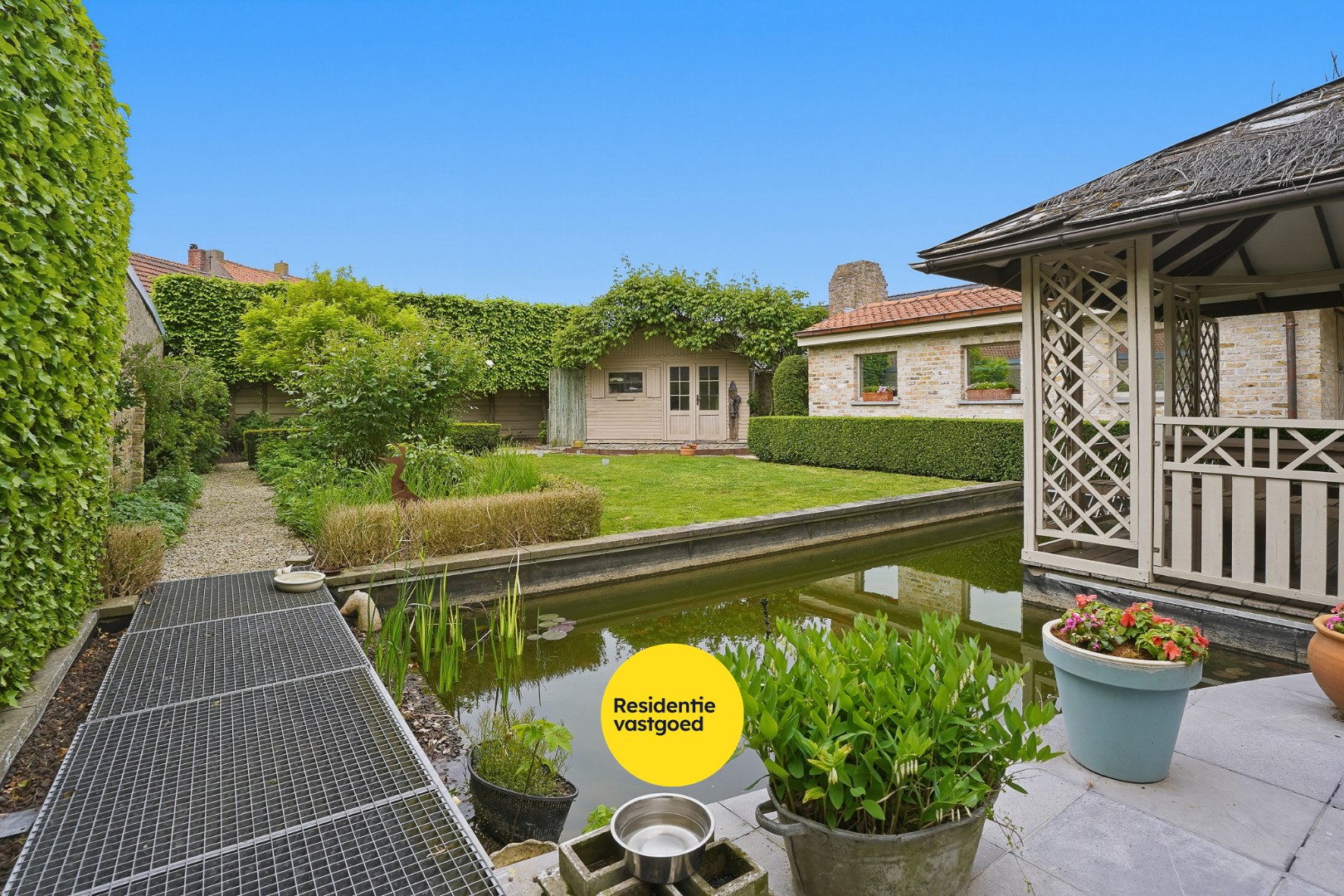 Unieke woning met polyvalente ruimte en zonnige tuin. 