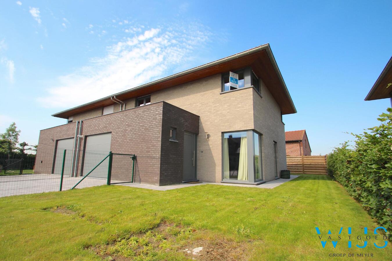 Verhuurd woning - Oosteeklo