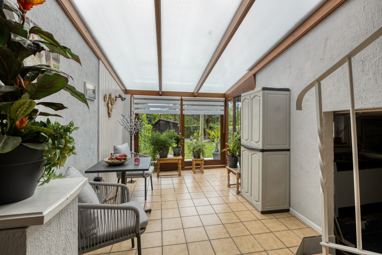 veranda
