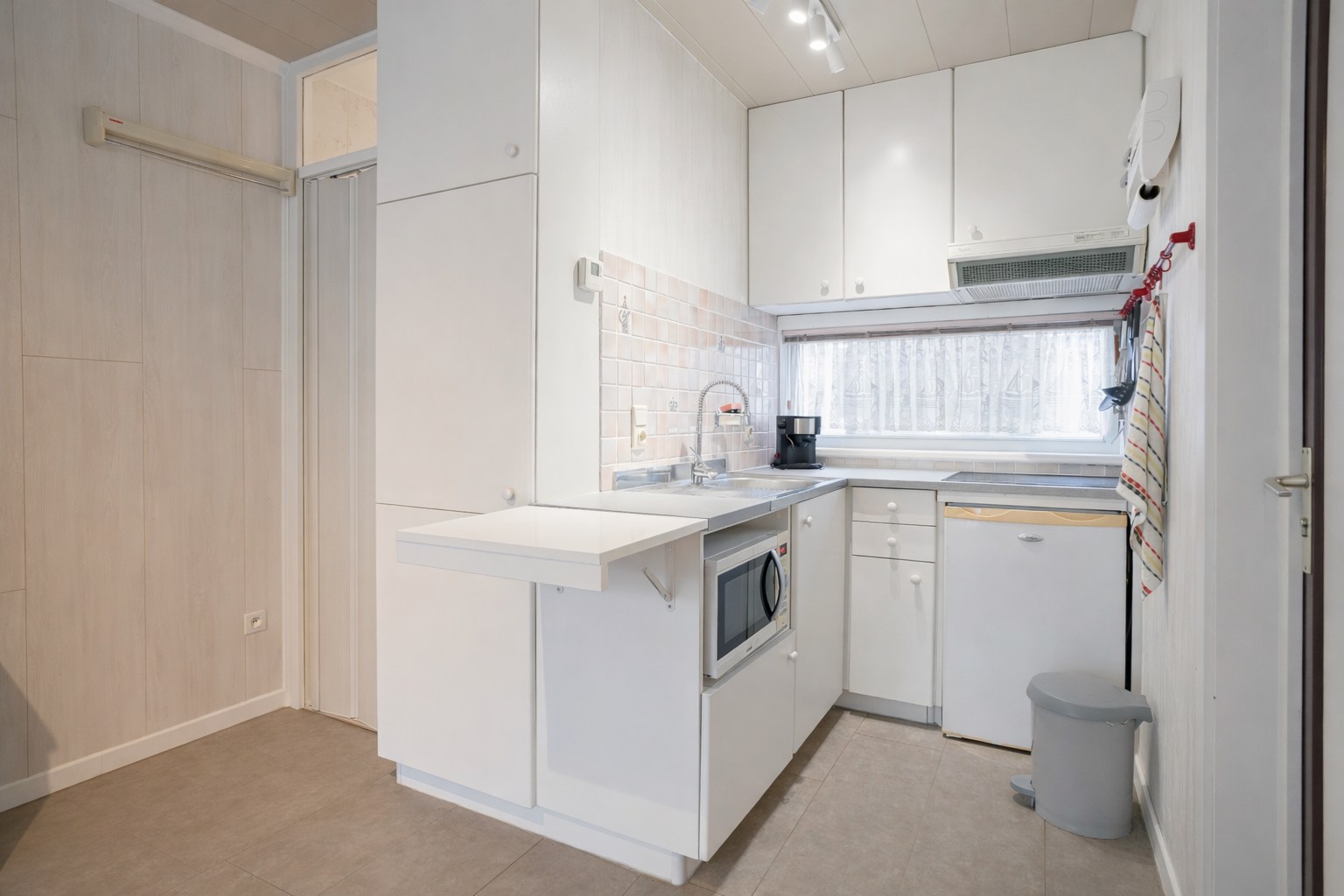 Gezellige vakantiewoning met 2 slaapkamers te Koksijde, nabij het natuurgebied de Doornpanne duinen. 