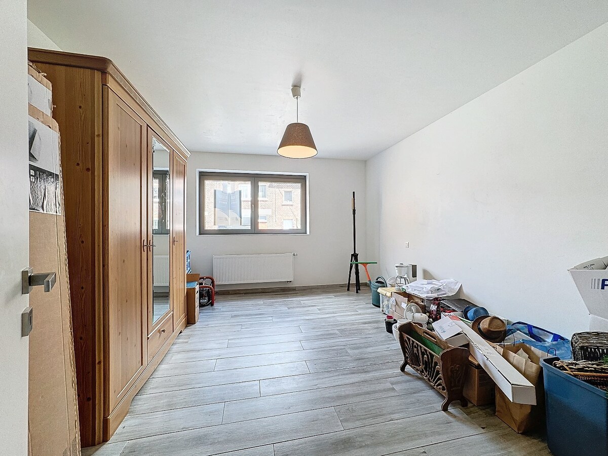 Recent (2017) gelijkvloers appartement met grote tuin te Ophasselt 