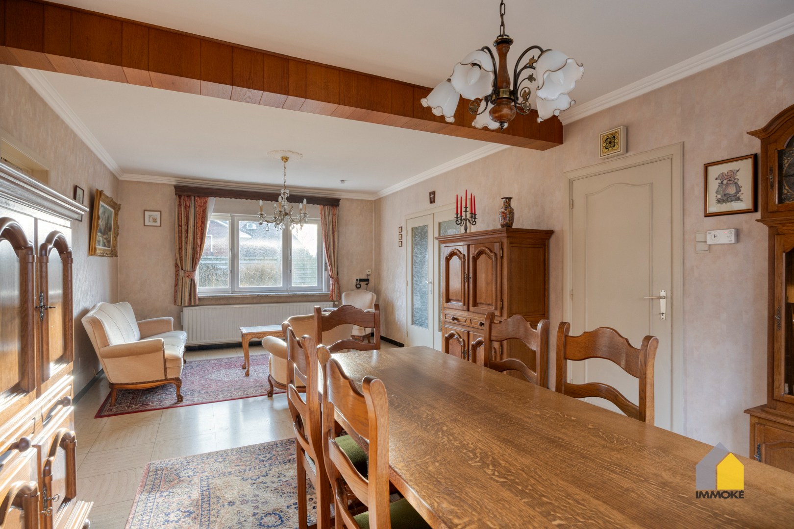 Op te frissen woning met 4 slpk op ruim perceel van 9 a 78 ca. 