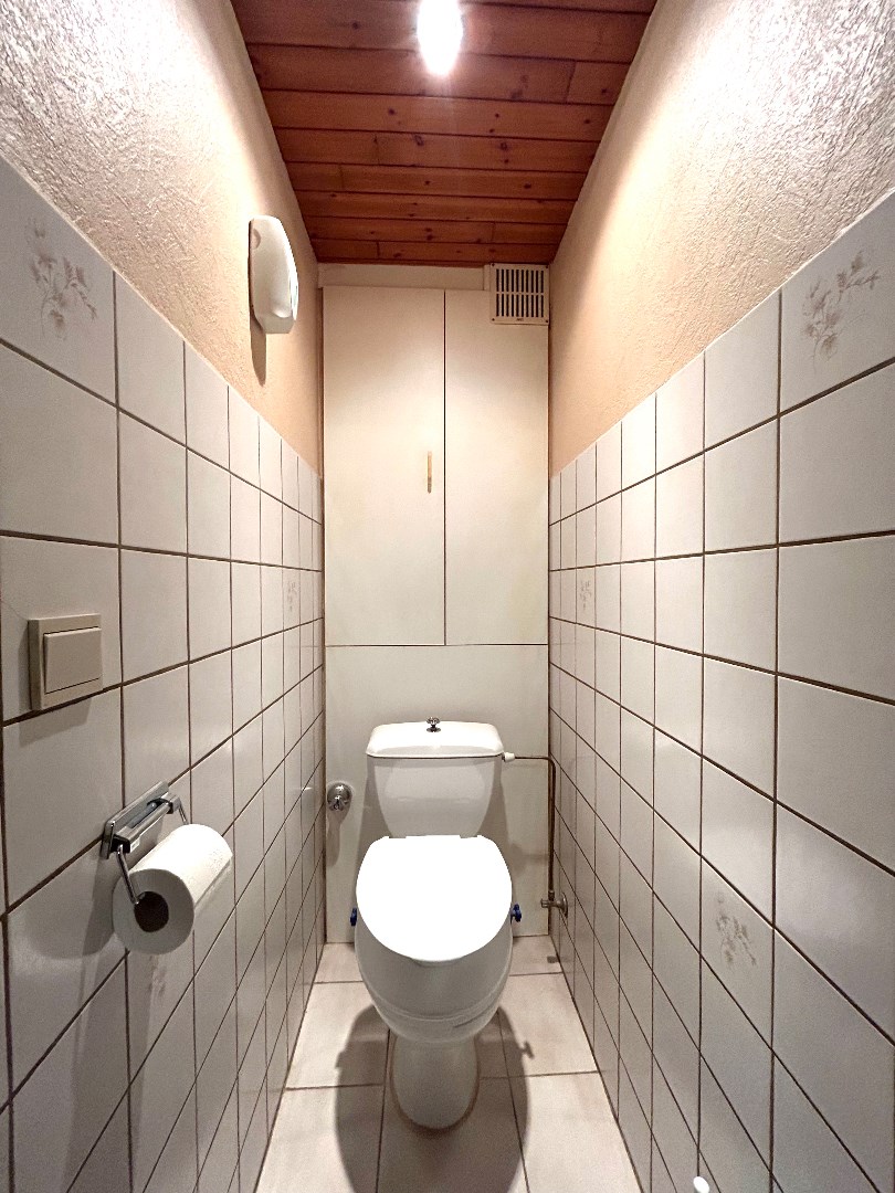 Opbrengsteigendom bestaande uit 1 handelsruimte met 3 bovengelegen appartementen 