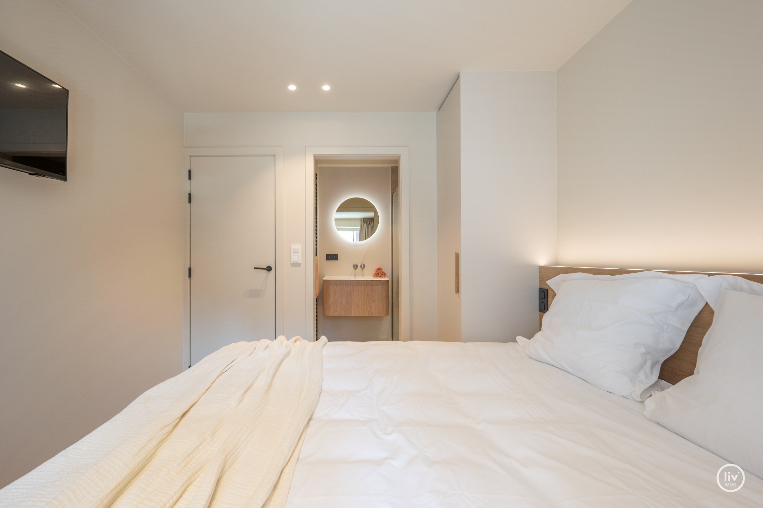 Bel appartement rénové de 3 chambres dans un emplacement de premier choix dans la rue Mosselman à Knokke. 