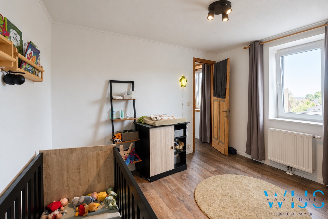 Gerenoveerde woning met ruime tuin in Doornzele/Desteldonk 
