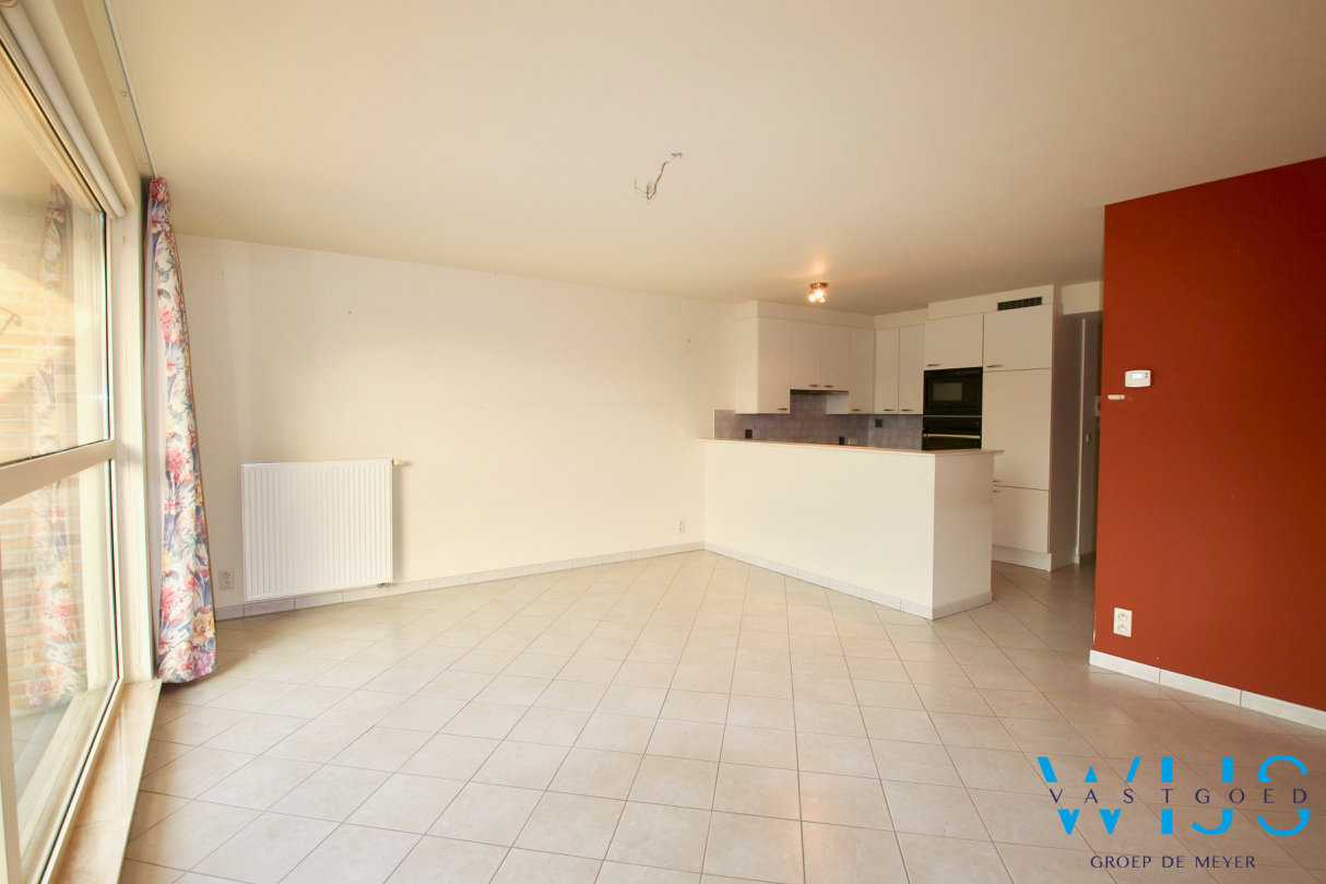 3 slaapkamerappartement met garage in hartje Assenede ! 