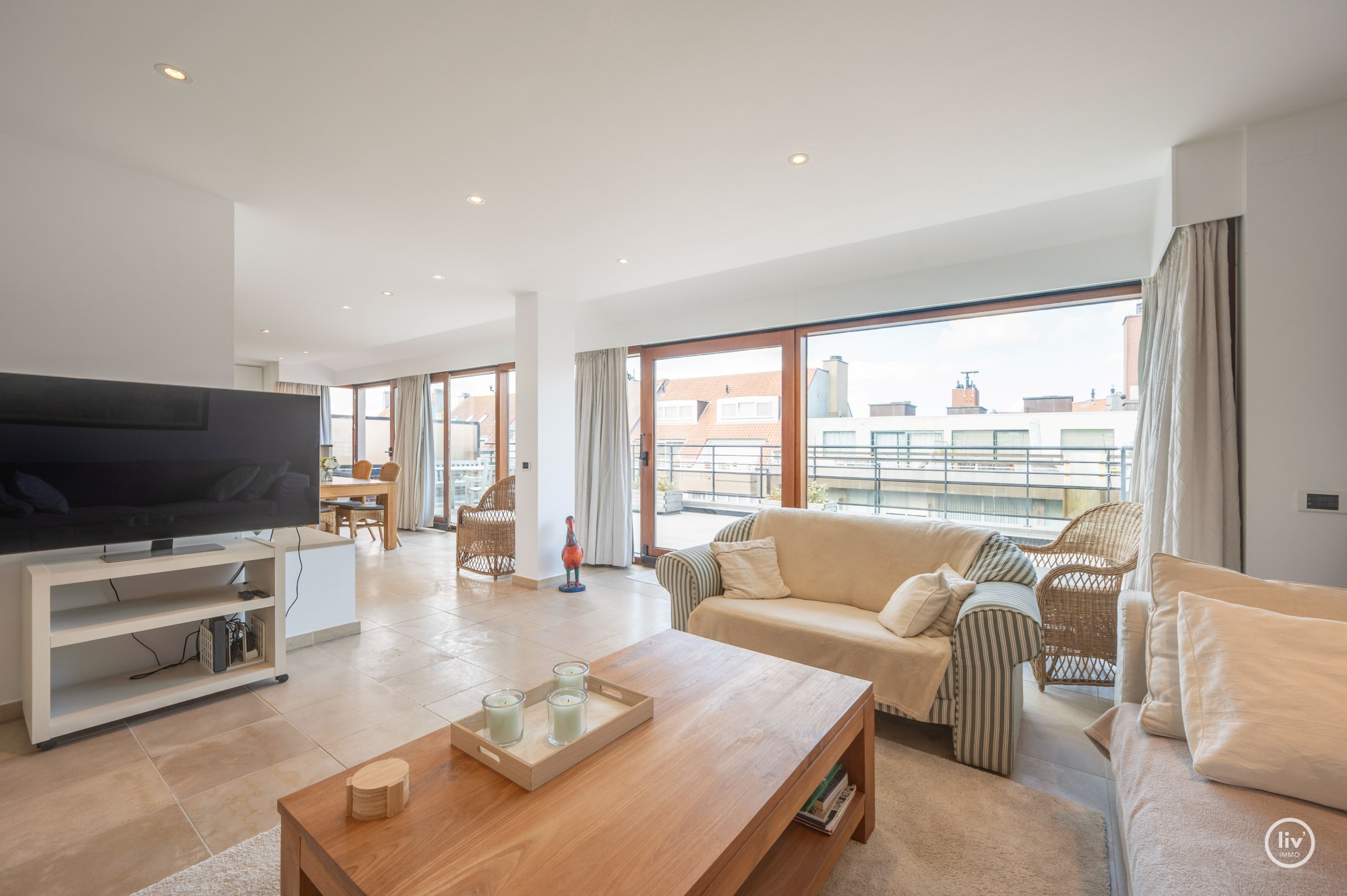 Overname Aandelen - Penthouse met Garagebox 