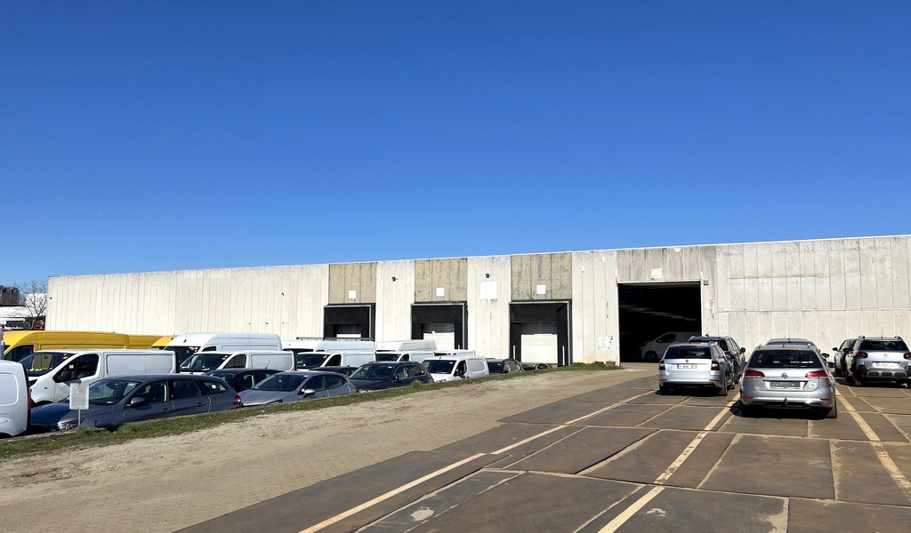 Magazijnen te huur in industriepark-Noord te Sint-Niklaas