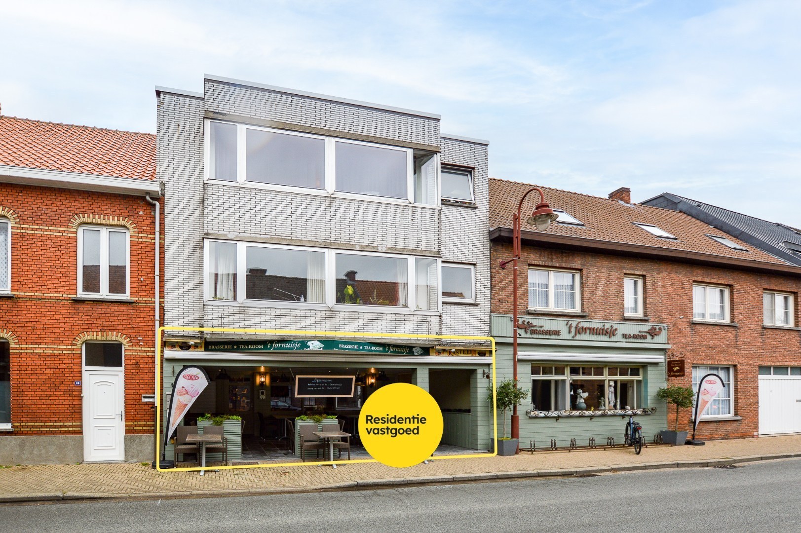 Handelswoning op topligging te Aartrijke 