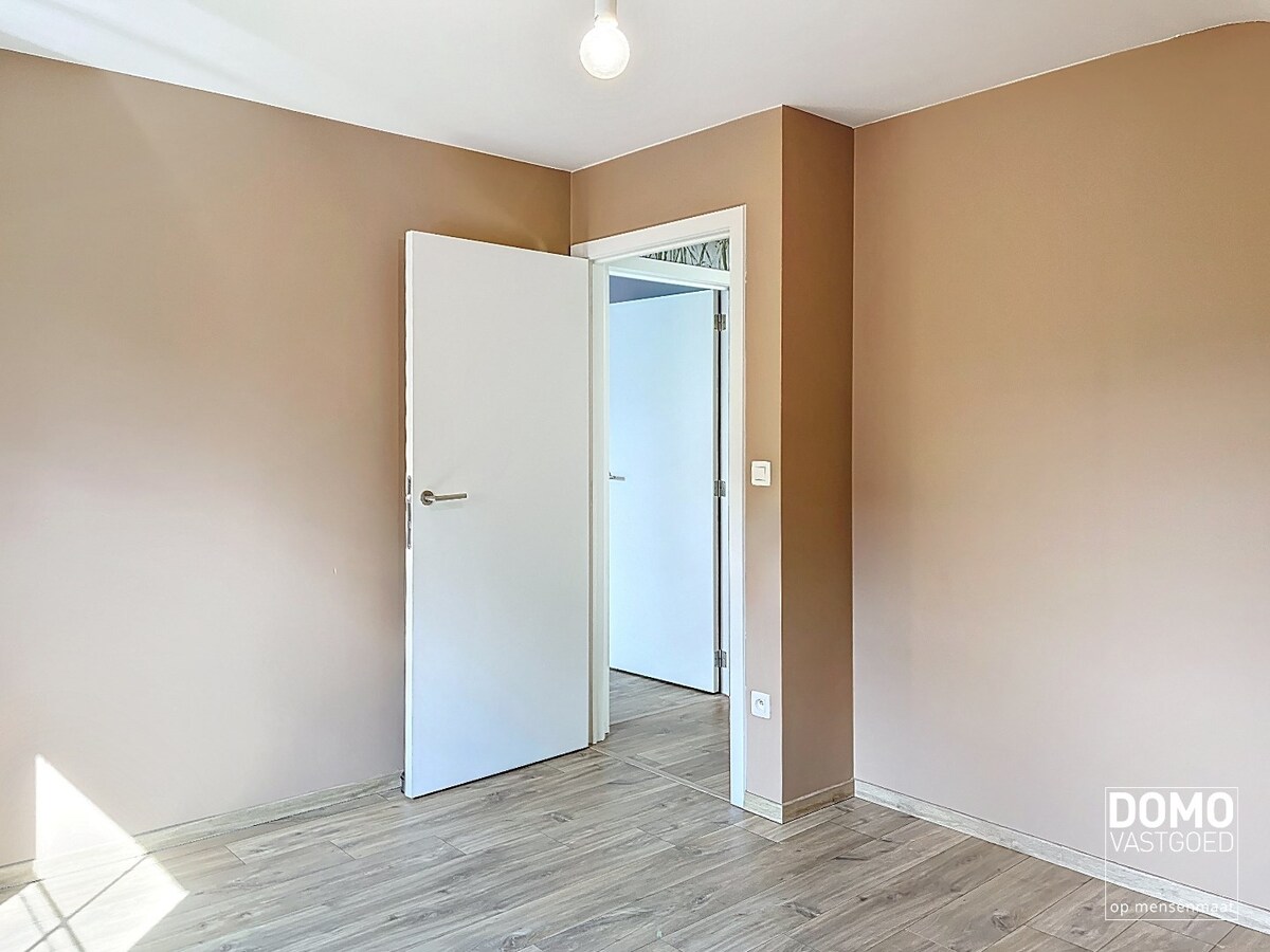 PRACHTIGE WONING MET 3 SLAAPKAMERS EN ZUIDGERICHTE TUIN 