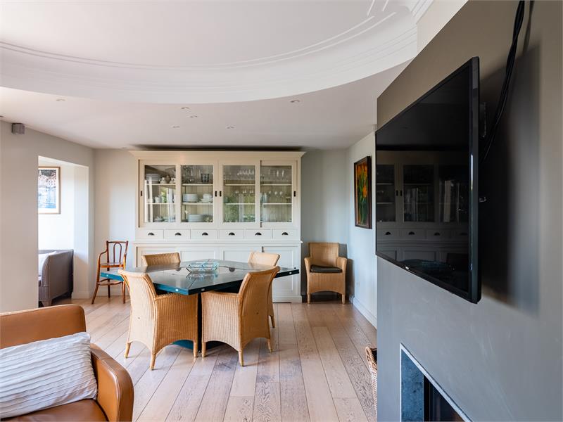 VERKOCHT!! Prachtige, rustig gelegen villa met zwembad 