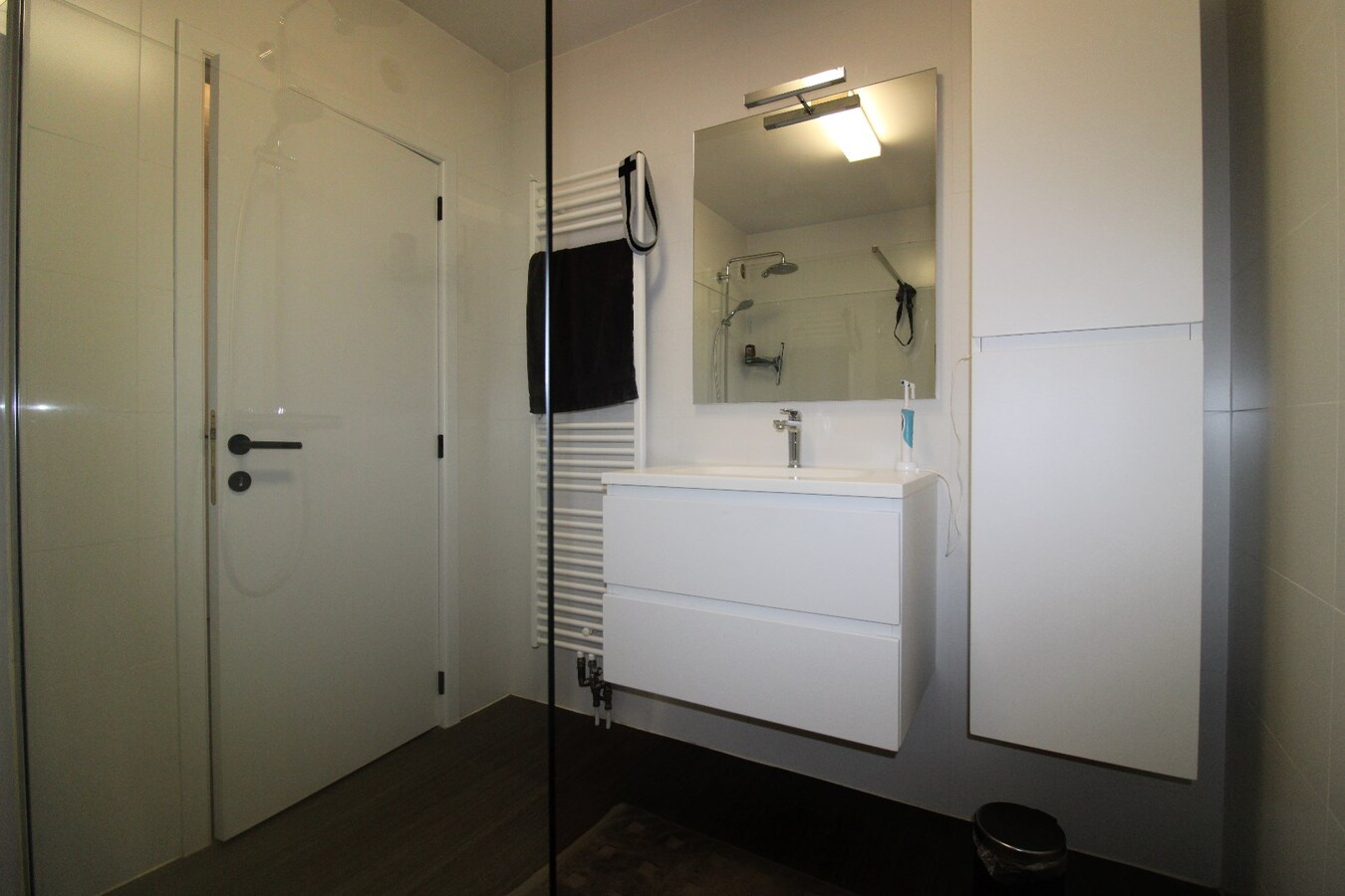 Centraal gelegen appartement met terras, kelderberging en staanplaats 