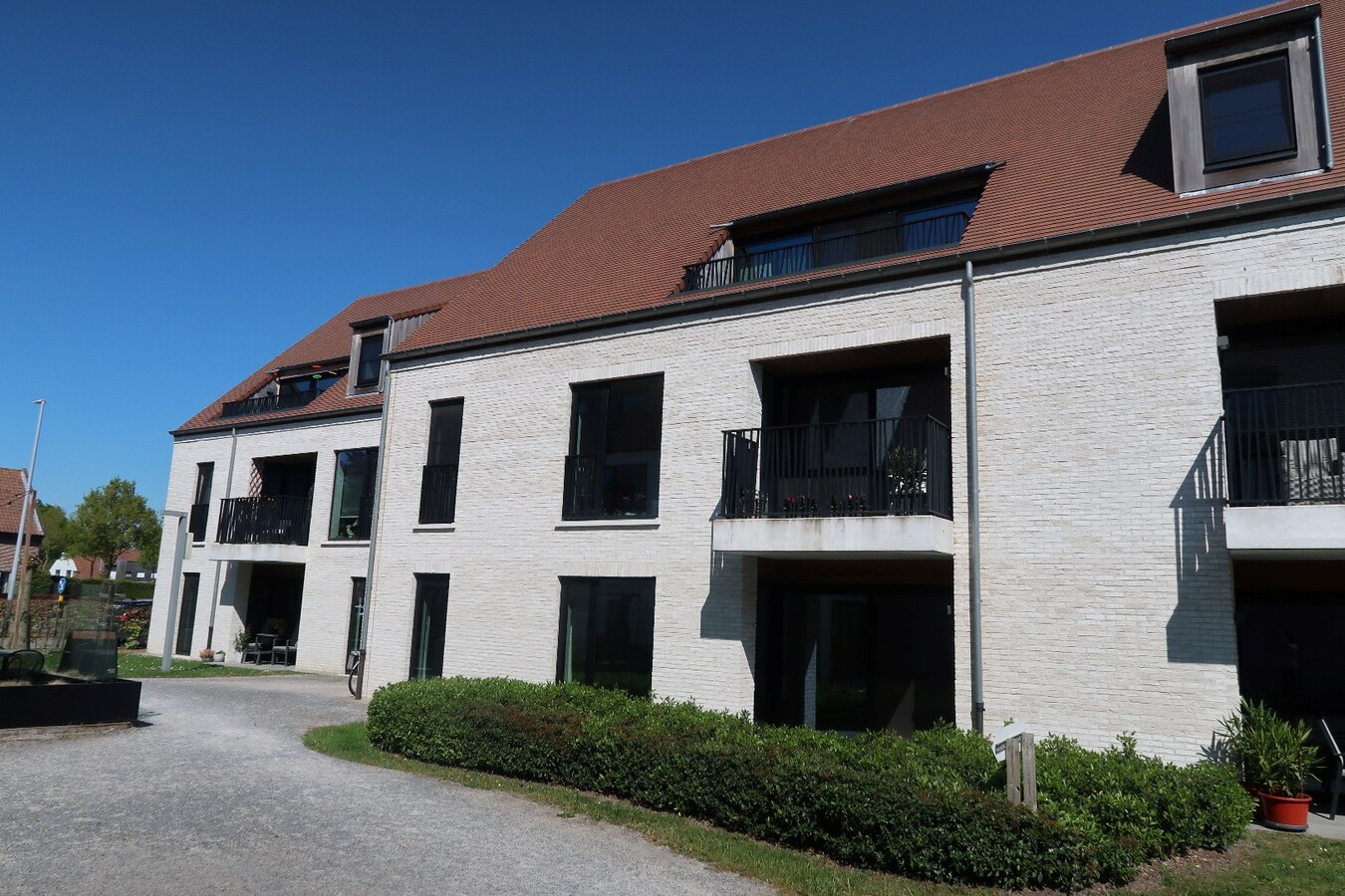 Te koop - Service Flat - Varsenare