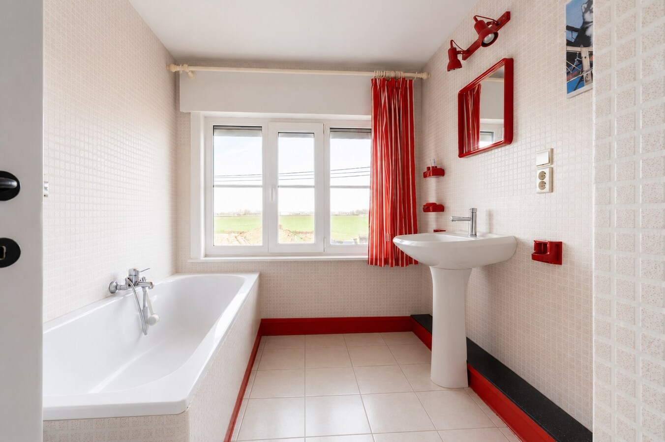 Alleenstaande, kloeke woning met veel potentieel - Jonkershove 